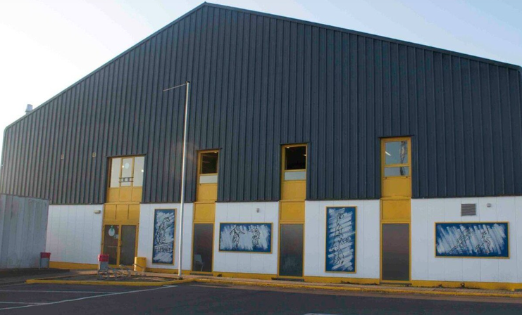 La salle du centre sportif d'Elouges accueile une grande diversité d'activités : sports collectifs, entrainements, compétitions et activités scolaires.
📍 Rue de la Tournelle, 10 7370 ELOUGES Belgique
